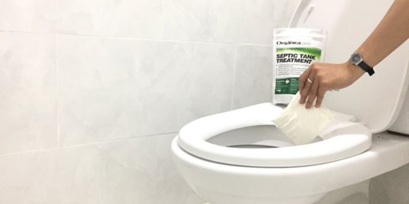 Dùng thuốc là cách xử lý hầm cầu đầy nước hiệu quả 