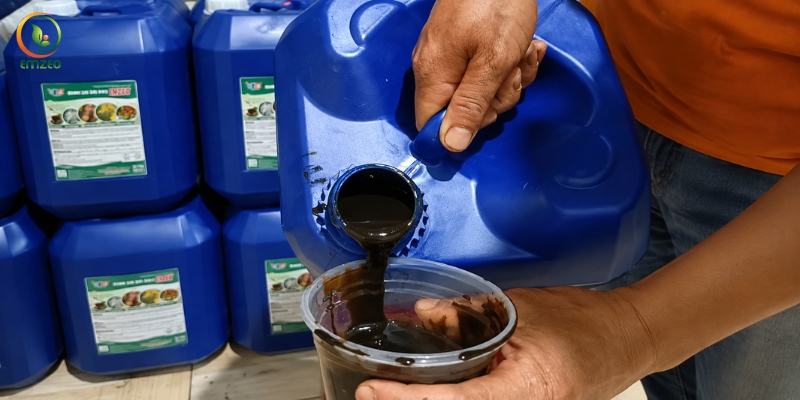 Dịch đạm cá có màu nâu sẫm